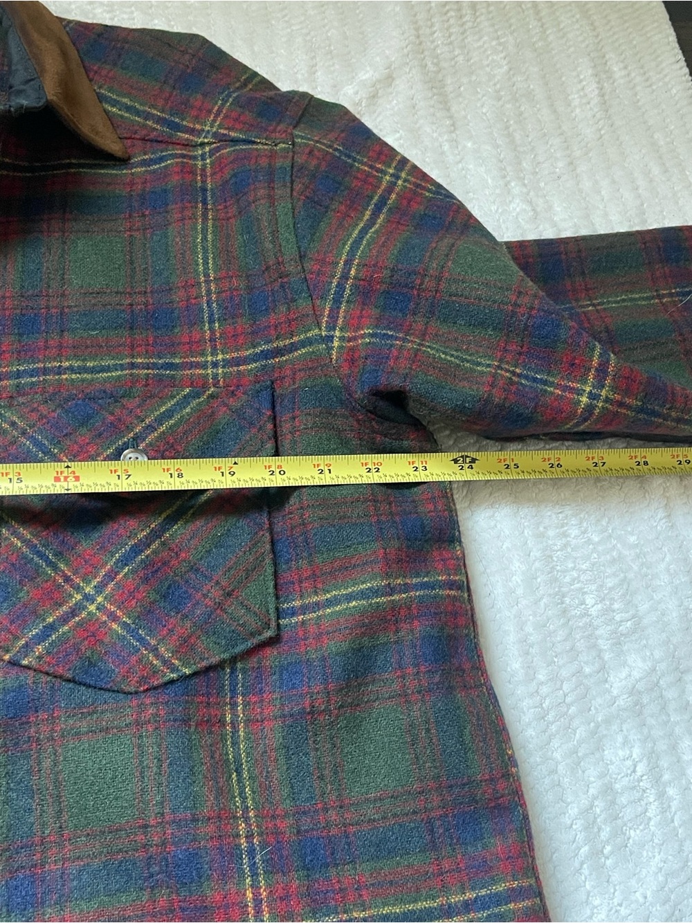 Vintage Woolrich Plaid Wool Shirt Jacket/Flannel with Brown Elbow Patches - Picture 8 of 8